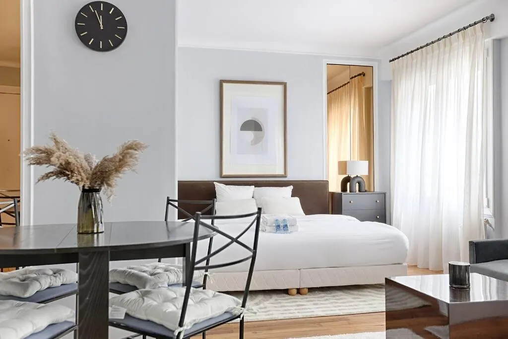 Apartment Matignon Saint-Honore : Magnifique Appartement 1Br Paris
